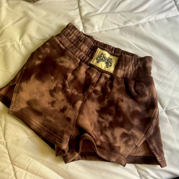 DARC SPORT She IYKYK Tyler Shorts in Midnight Mauve Marble - Picture 3 of 3